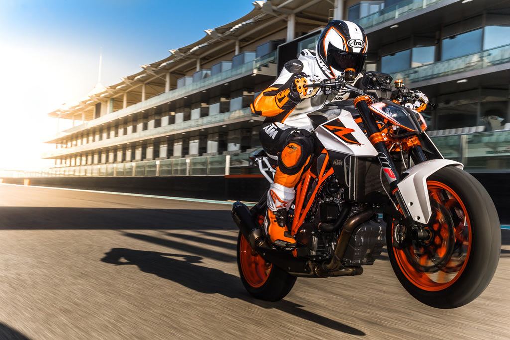 KTM 1290 SUPER DUKE R MY 2017 KTM 1290 SUPER DUKE R MY 2017