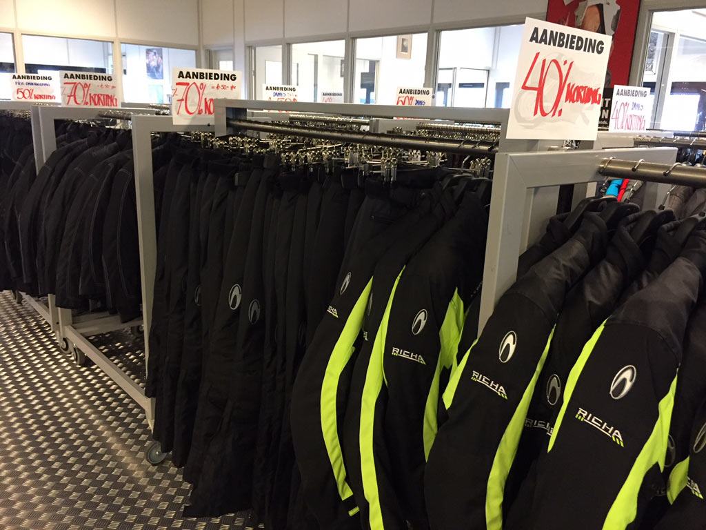 Aanbiedingen motorkleding
